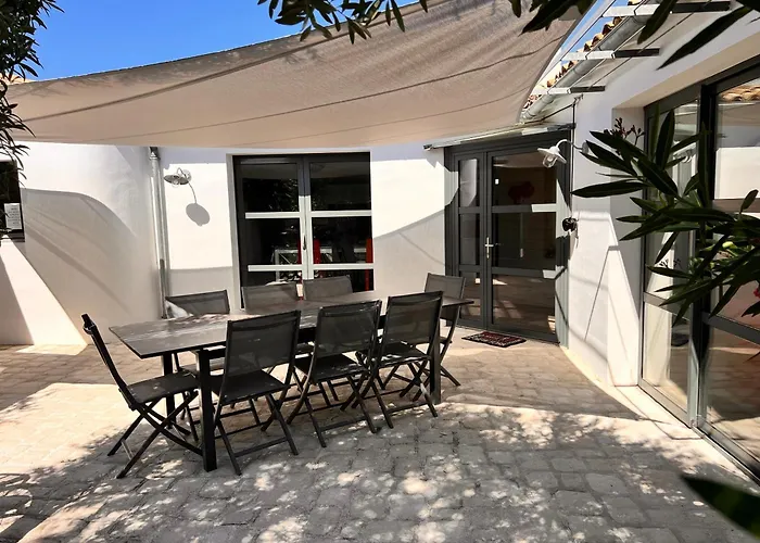 Rivage Maison Spacieuse Avec Piscine Et Hébergement de vacances